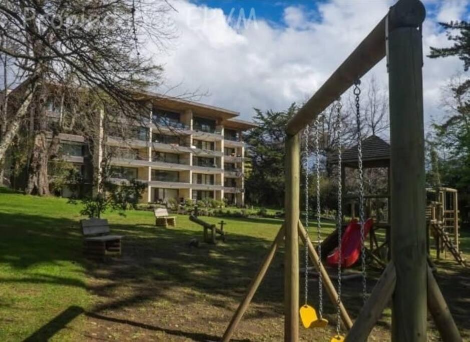 Depto Parque Pinares Playa Privada Pucón